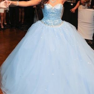 SWEET 16/ QUINCENERA GOWN